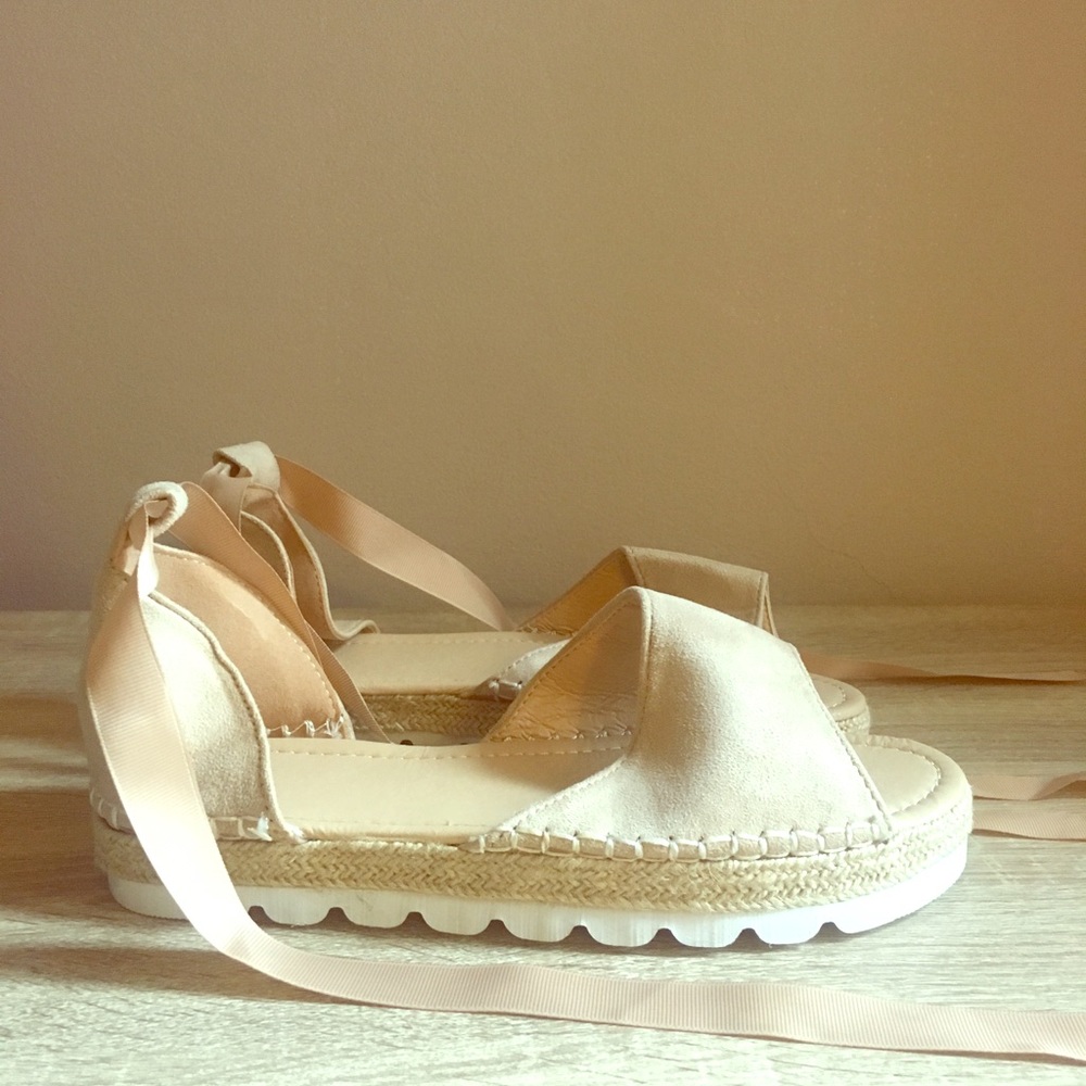 Tie up platform sandals